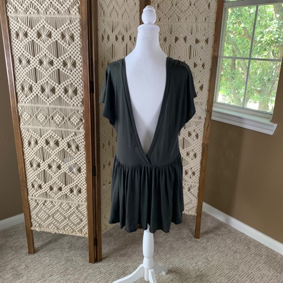 Wildfox Compass peplum top deep cut-out back Large - Picture 2 of 8